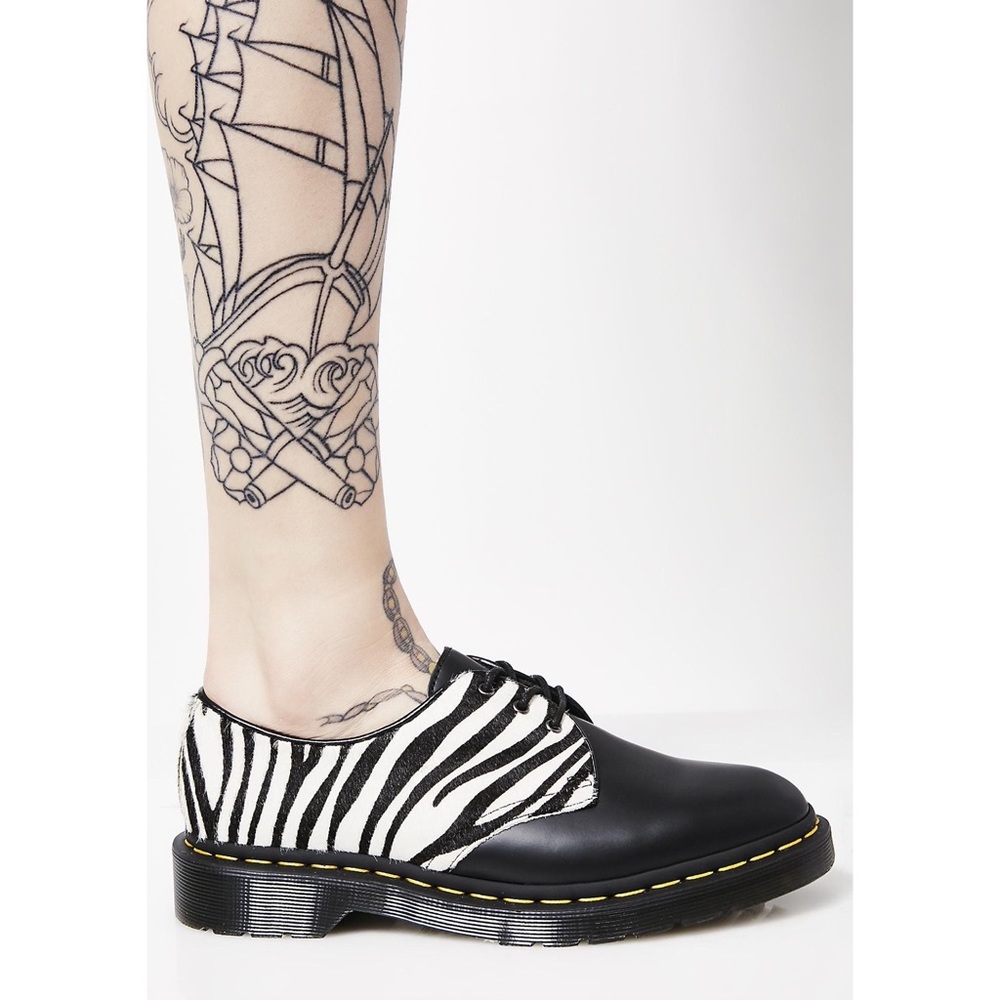Dr. Marten 1461 “Zebra”